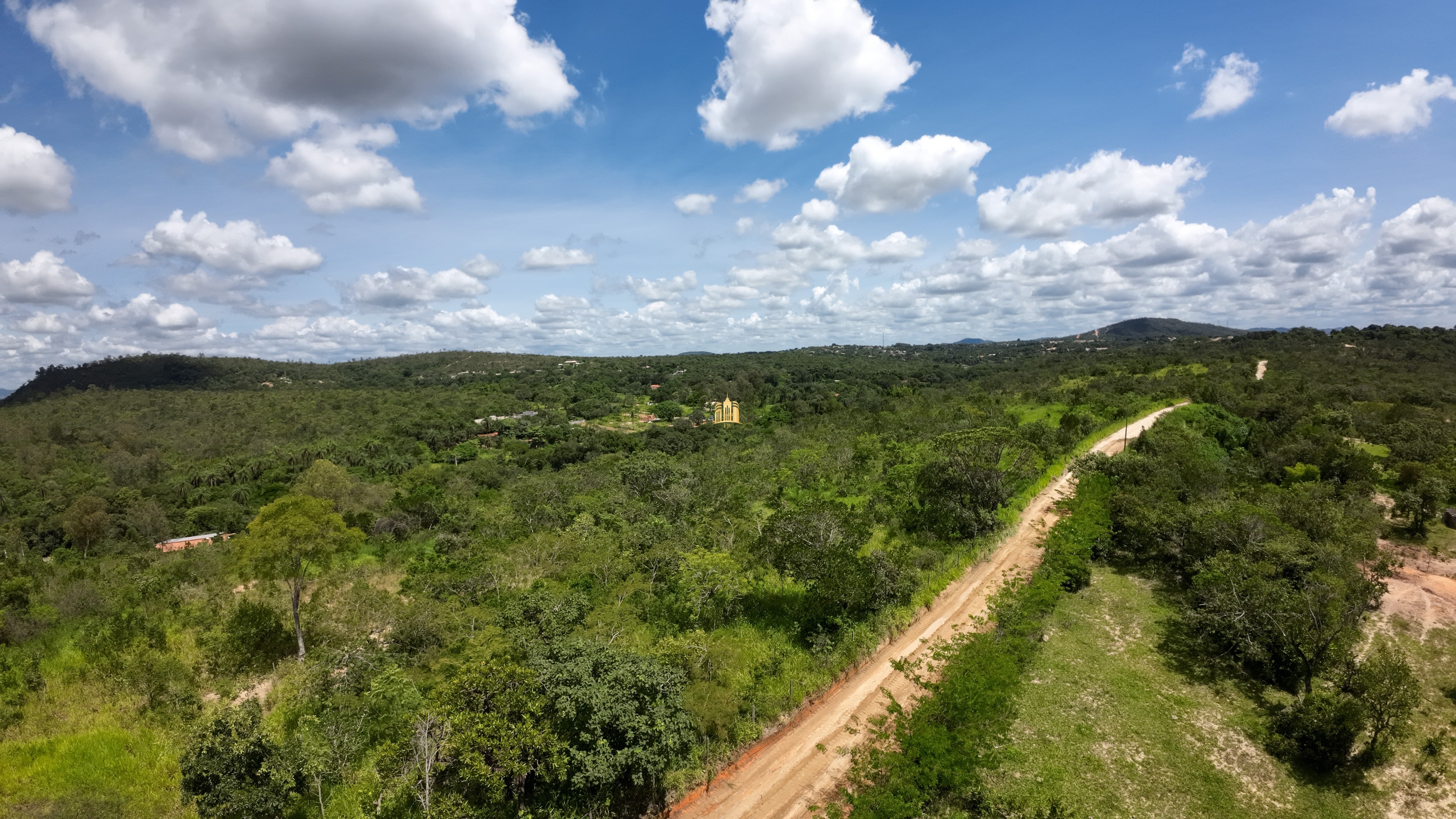 Sítio à venda com 7 quartos, 110000m² - Foto 30