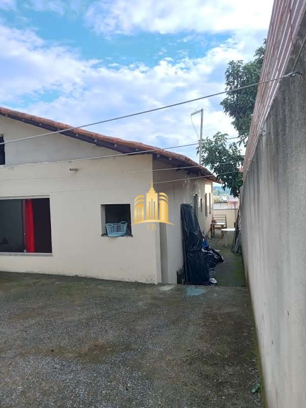 Casa à venda com 3 quartos, 180m² - Foto 21