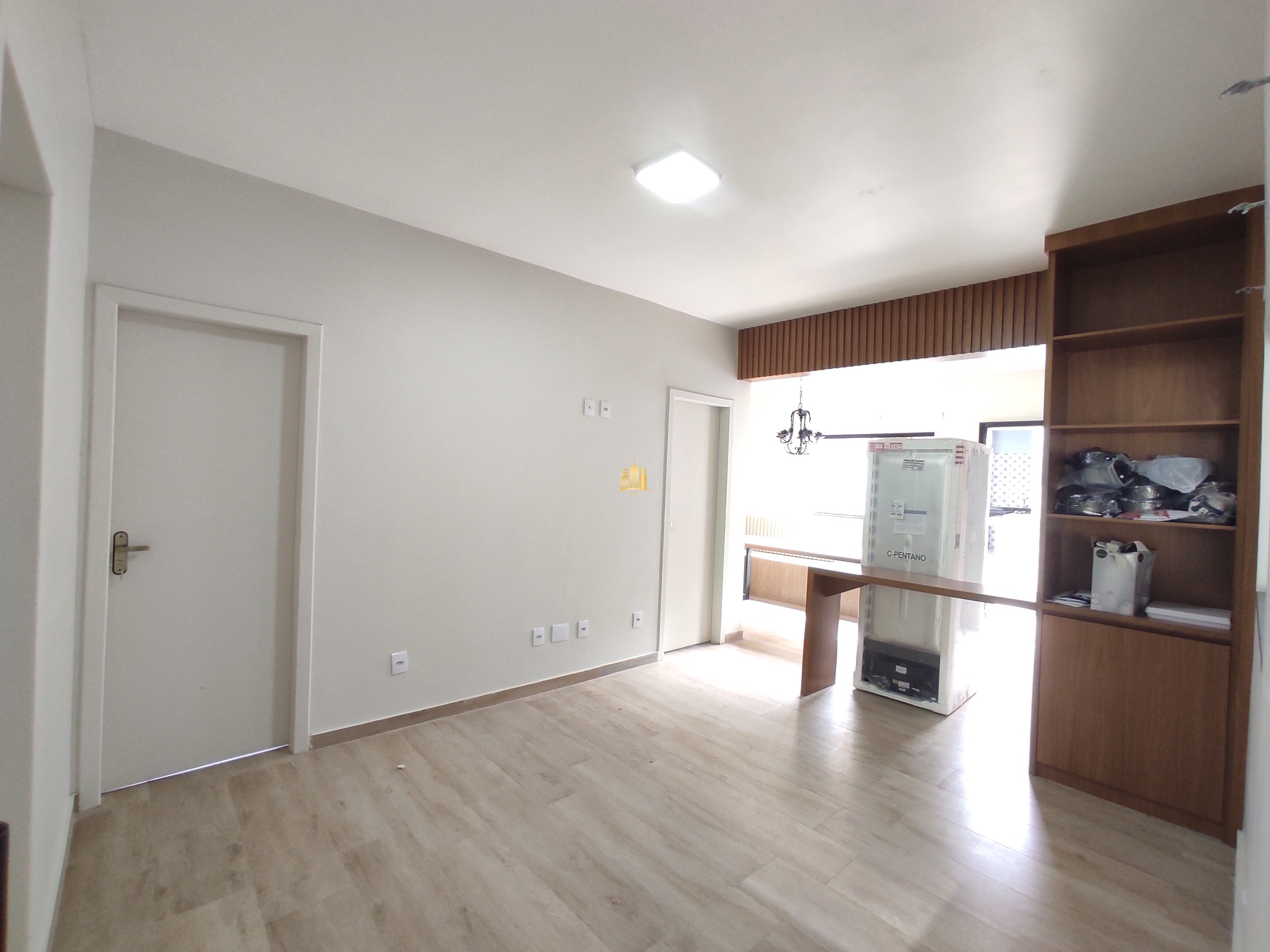 Casa à venda com 3 quartos, 225m² - Foto 3