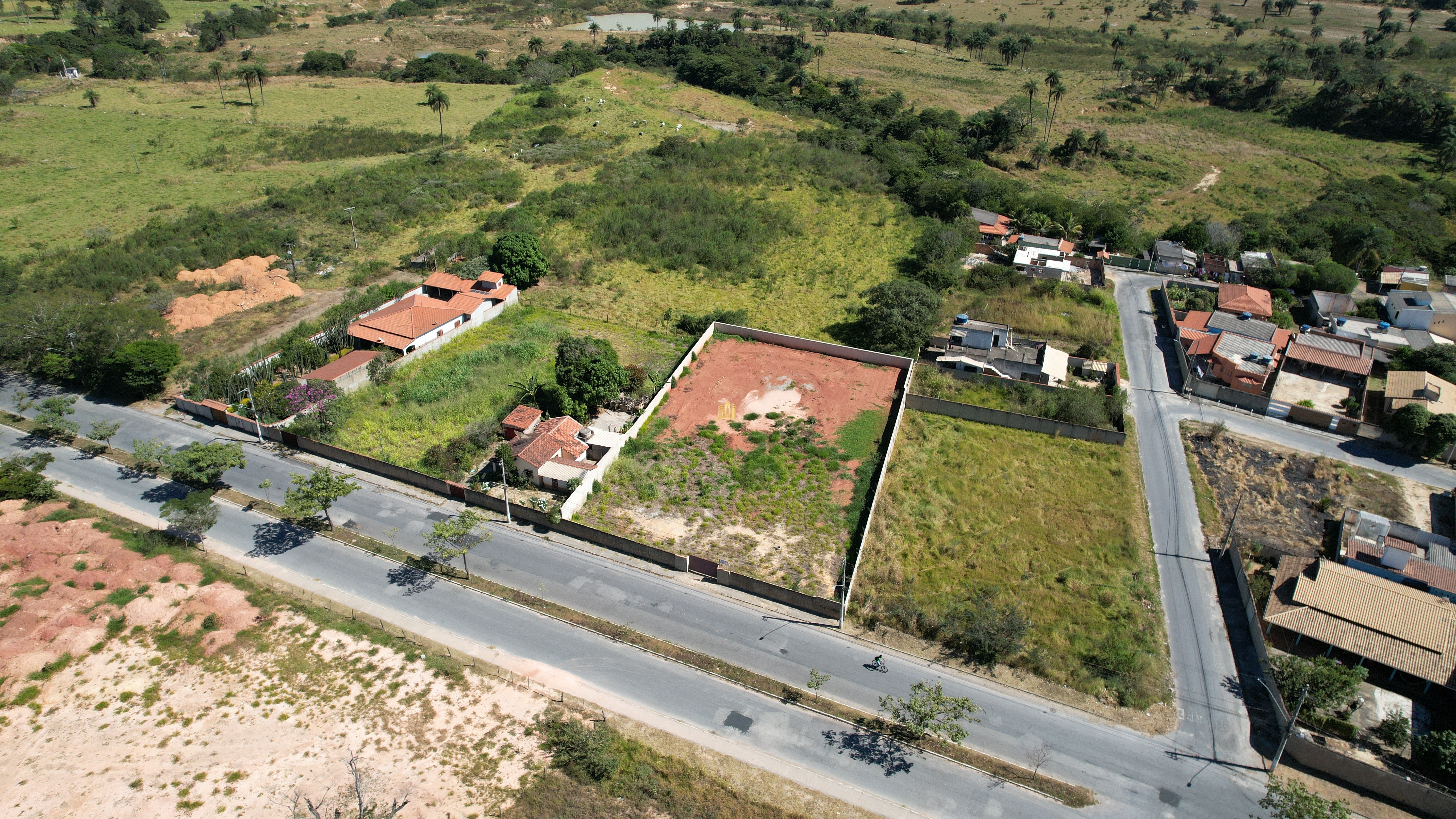 Terreno à venda, 2000m² - Foto 9