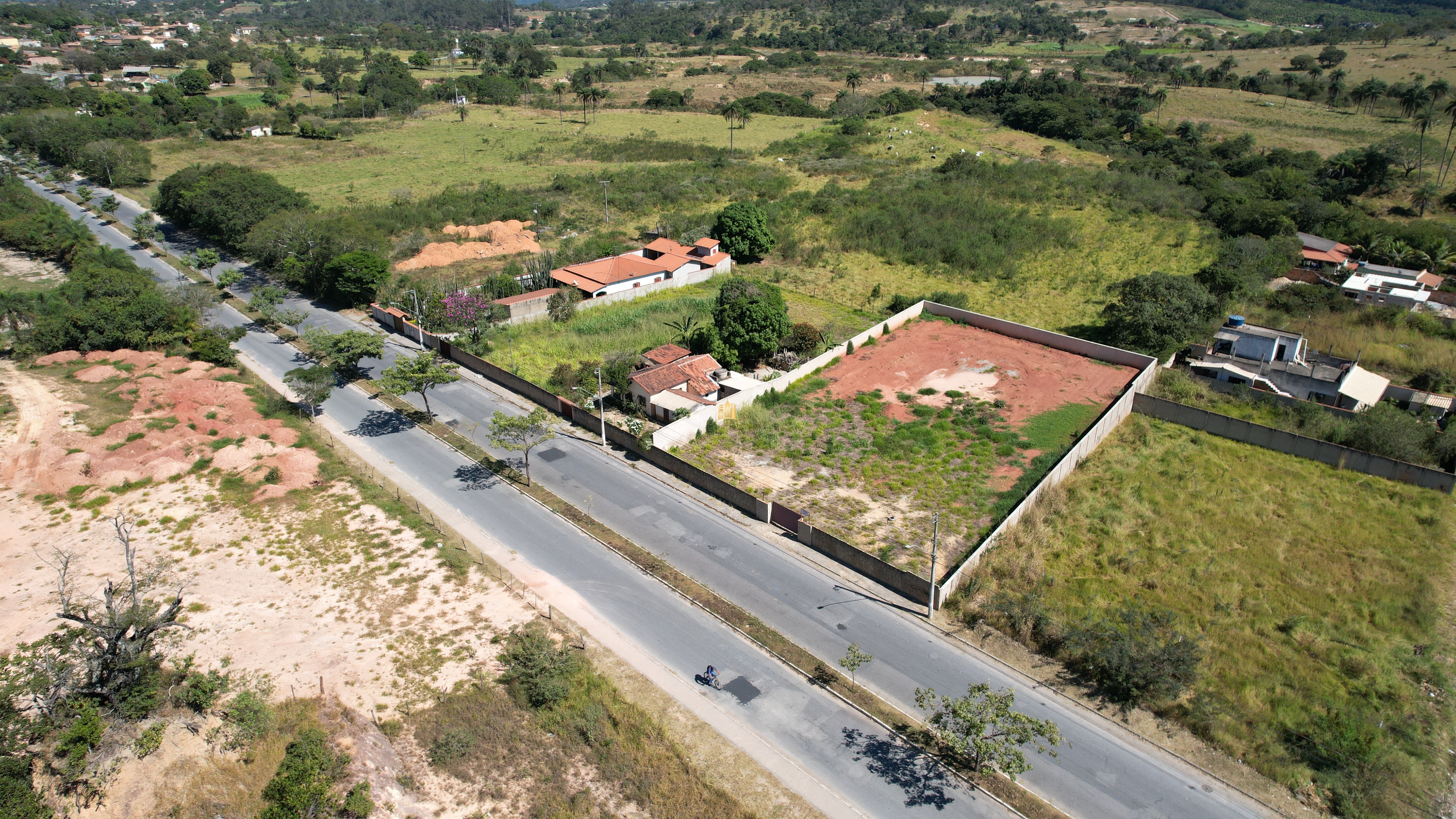 Terreno à venda, 2000m² - Foto 10