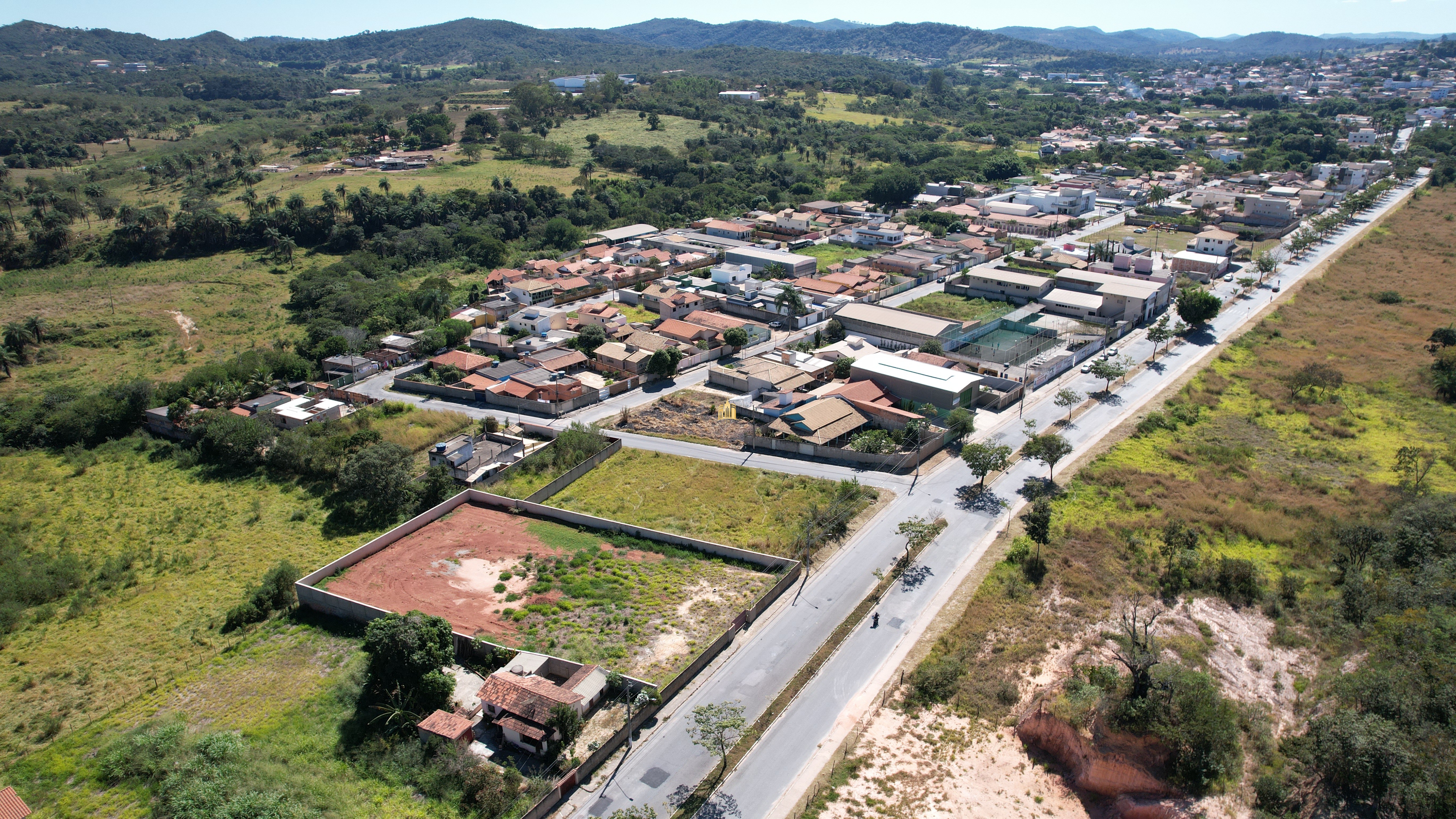 Terreno à venda, 2000m² - Foto 4