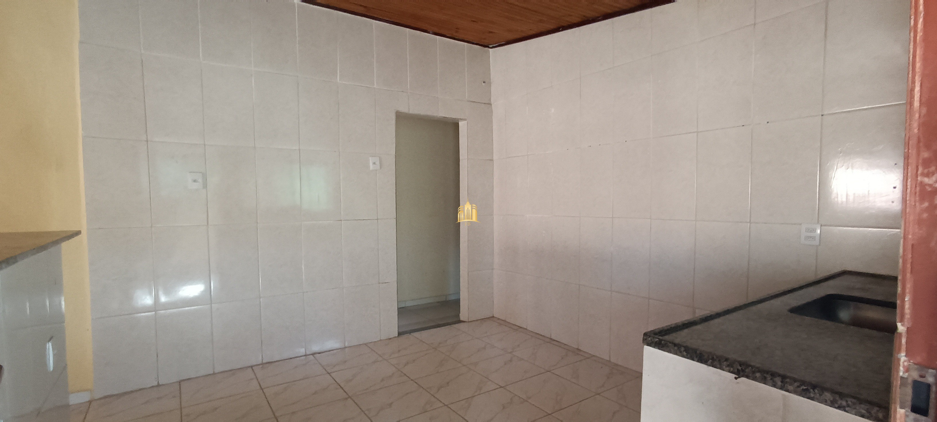 Casa à venda com 2 quartos, 360m² - Foto 7