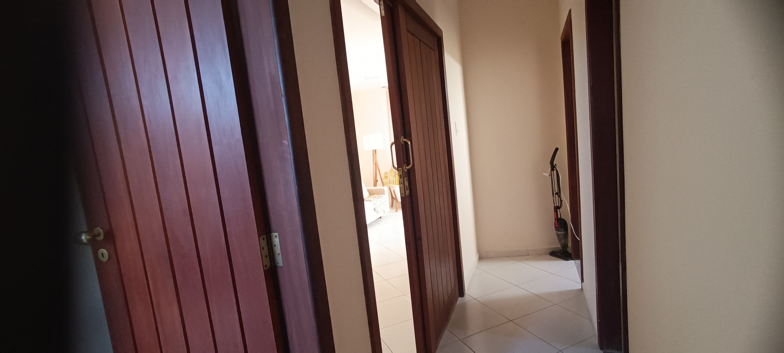 Casa à venda com 3 quartos, 360m² - Foto 14