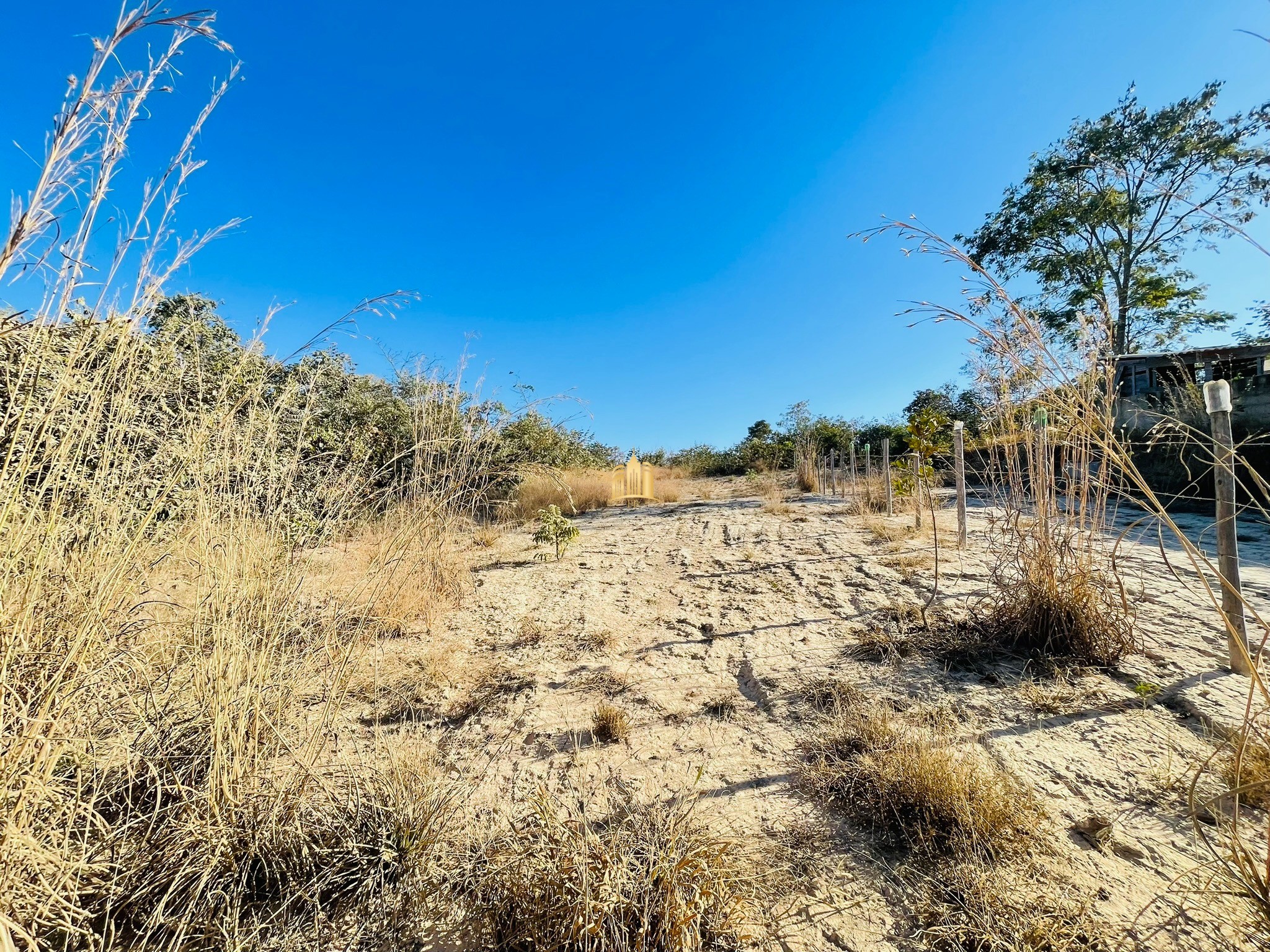 Terreno à venda, 1800m² - Foto 3