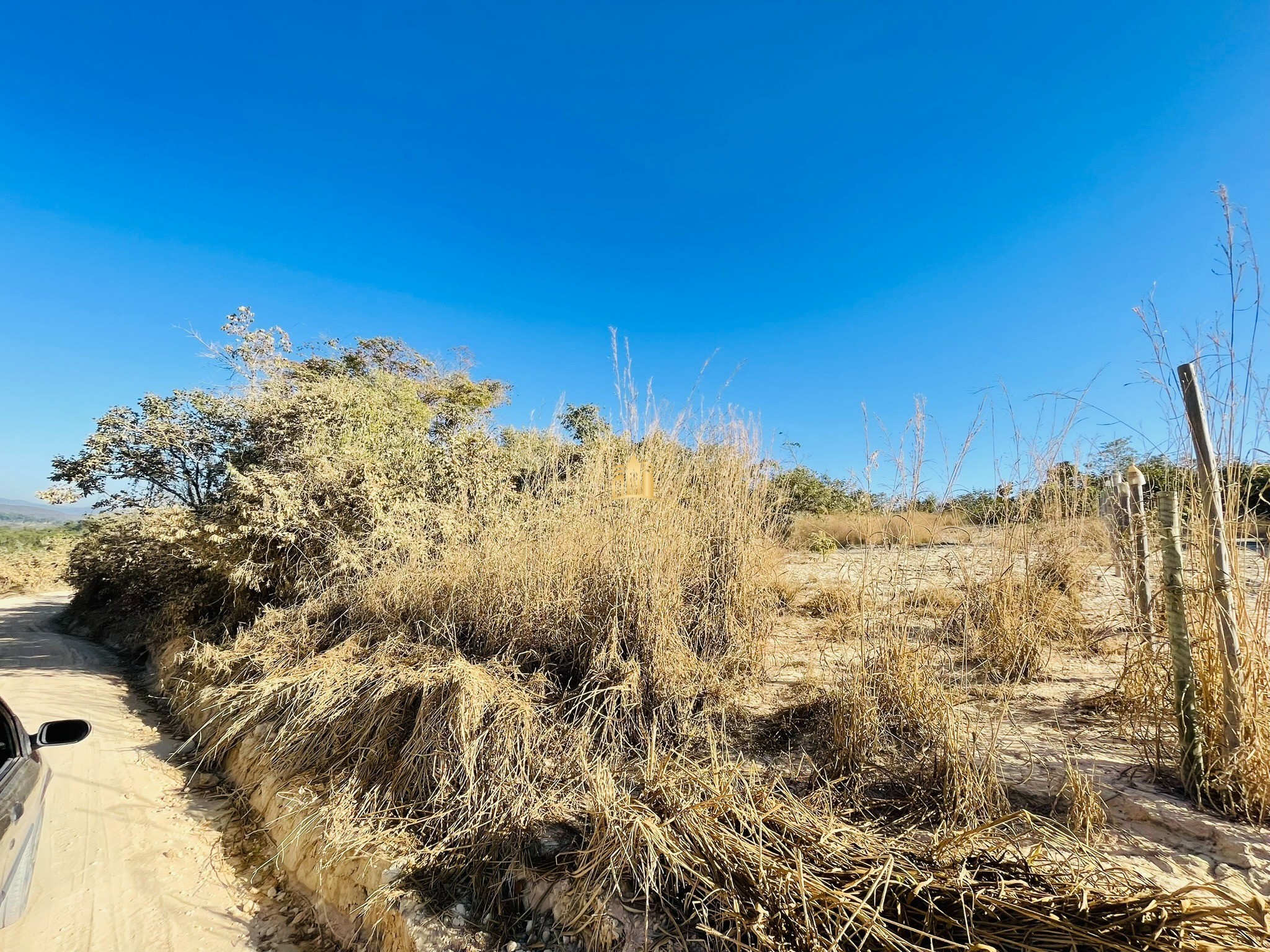 Terreno à venda, 1800m² - Foto 1