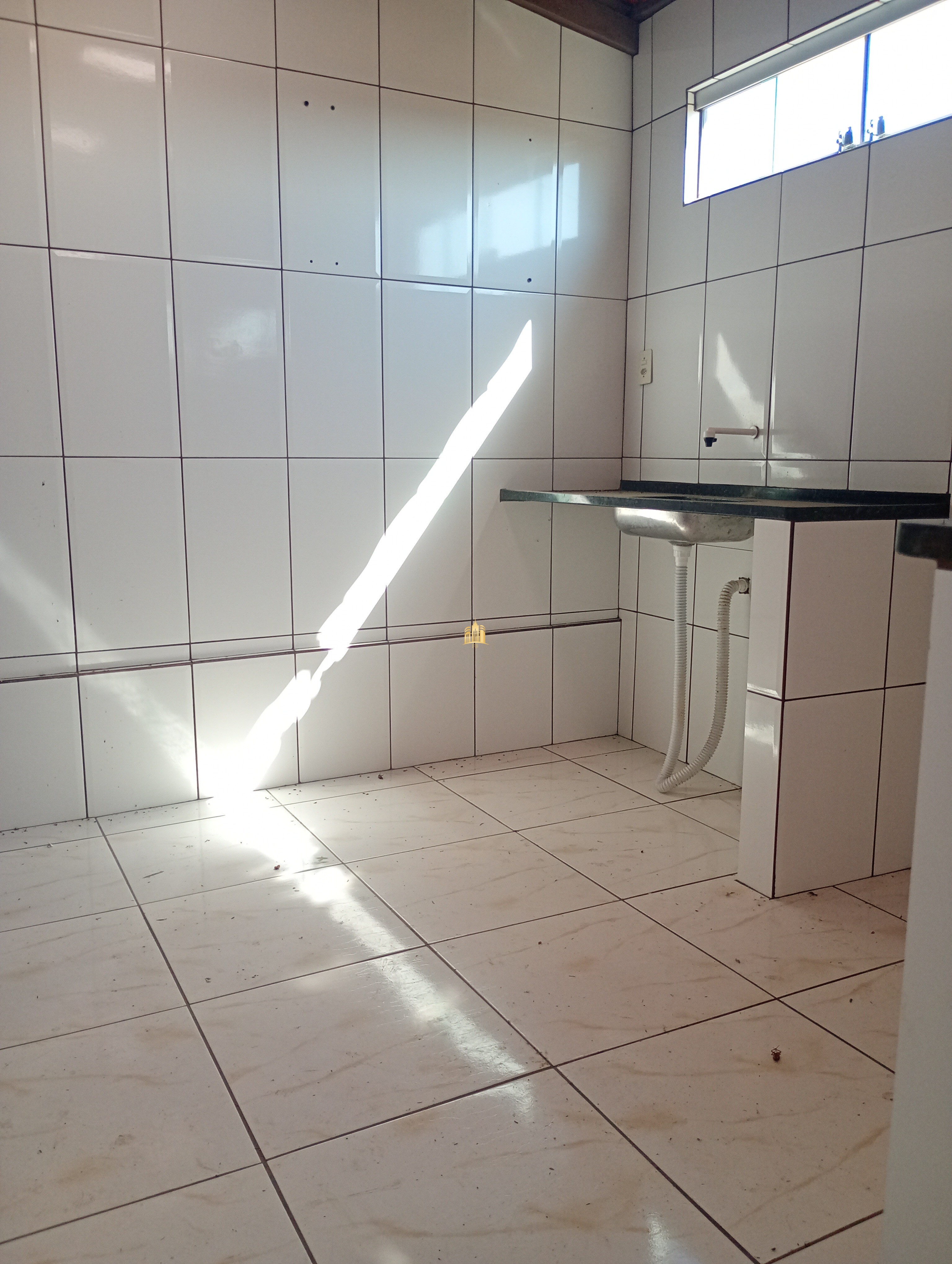 Casa à venda com 2 quartos, 120m² - Foto 11