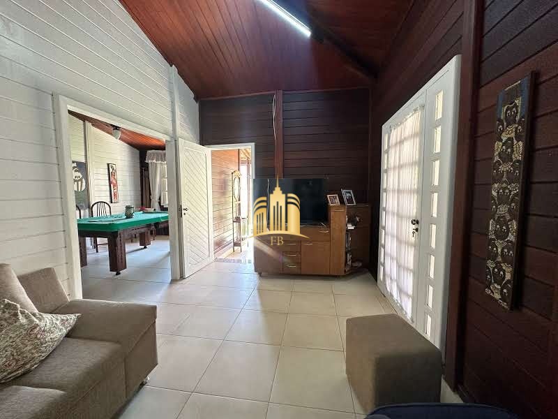 Sítio à venda com 3 quartos, 900m² - Foto 18