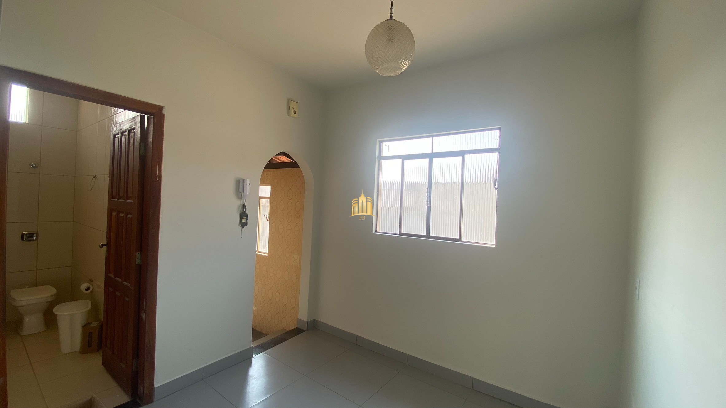 Casa para alugar com 3 quartos, 250m² - Foto 28