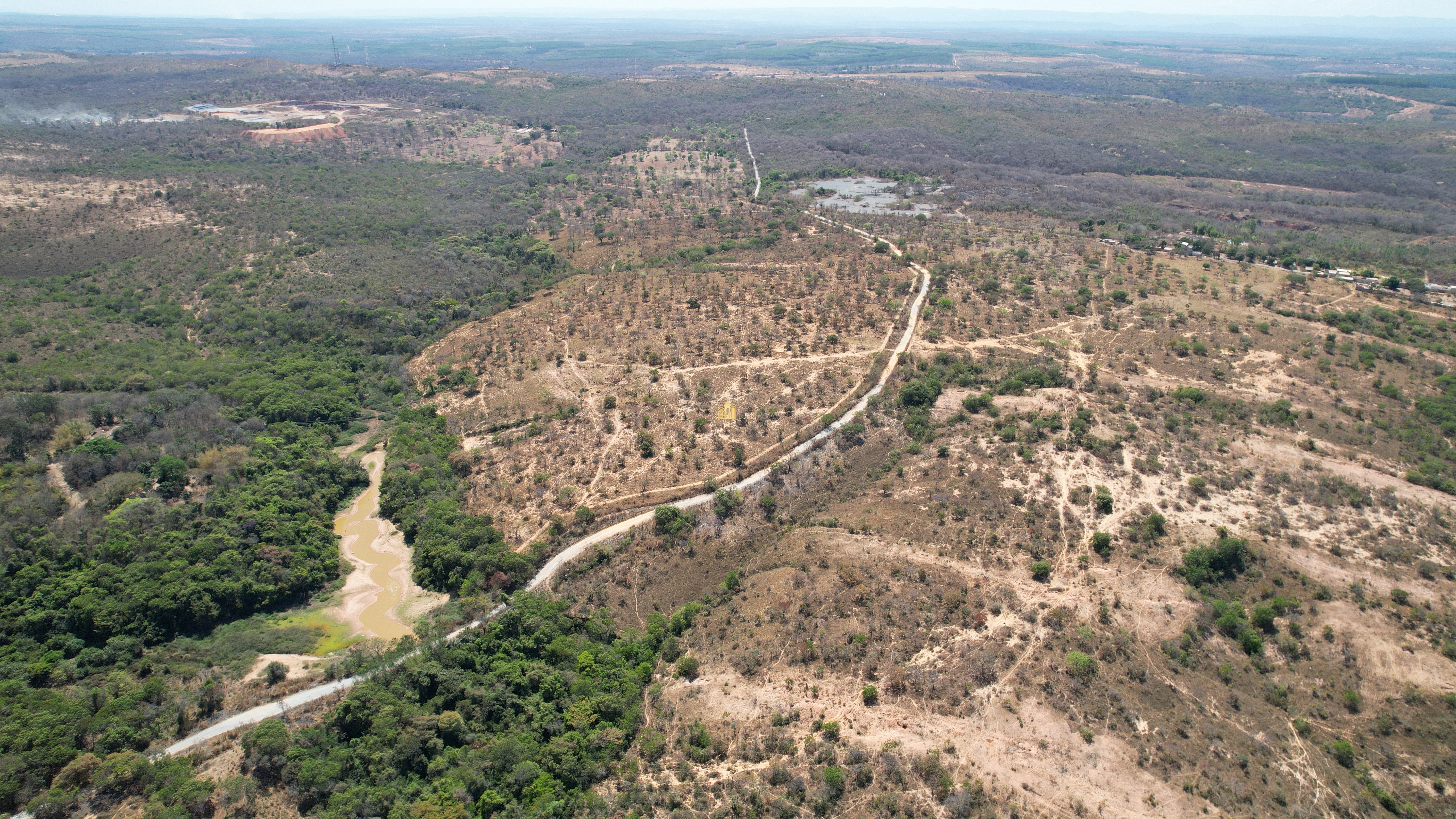 Fazenda à venda com 3 quartos, 2154800m² - Foto 13