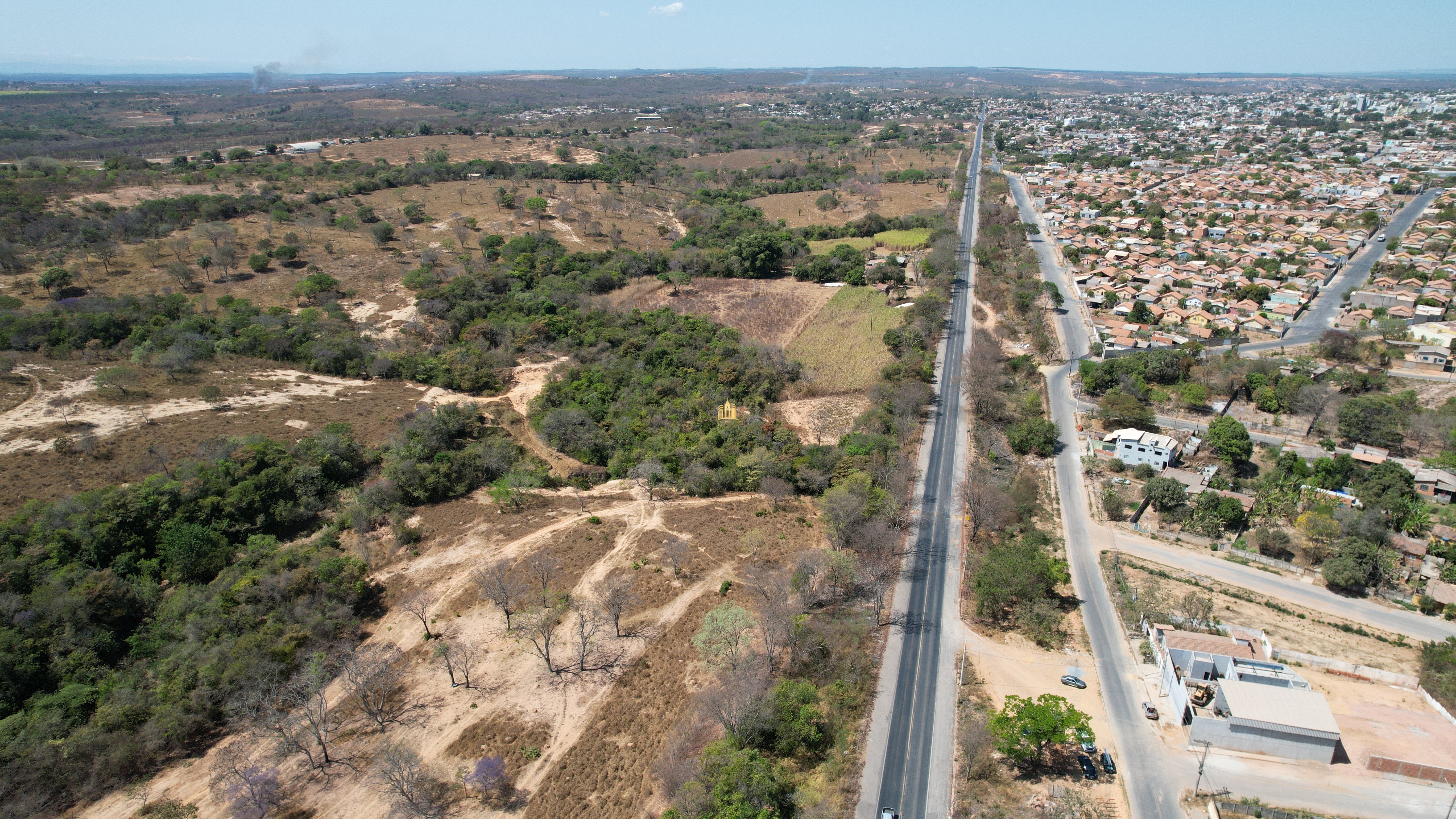 Fazenda à venda com 3 quartos, 2154800m² - Foto 22