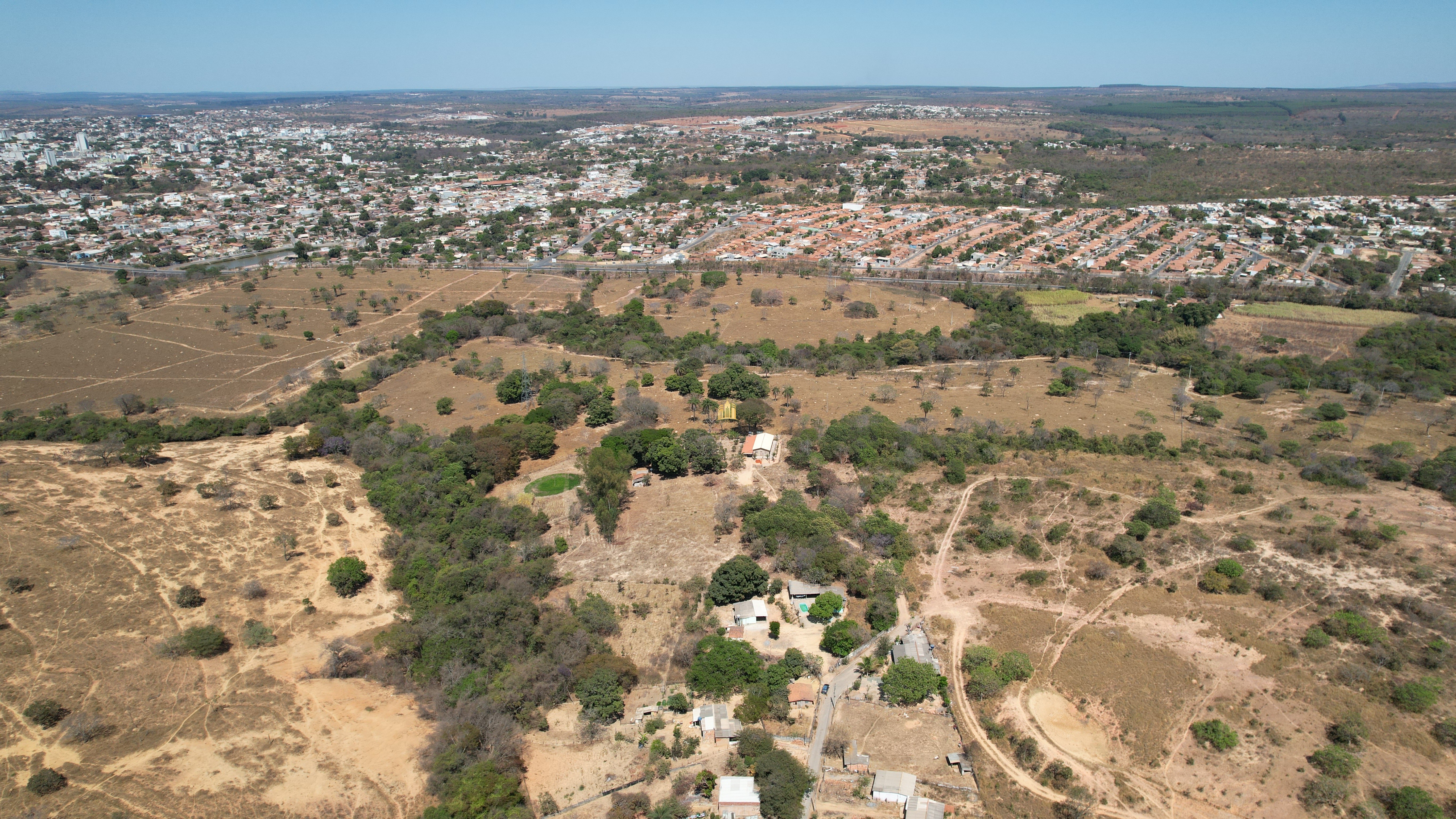 Fazenda à venda com 3 quartos, 2154800m² - Foto 42