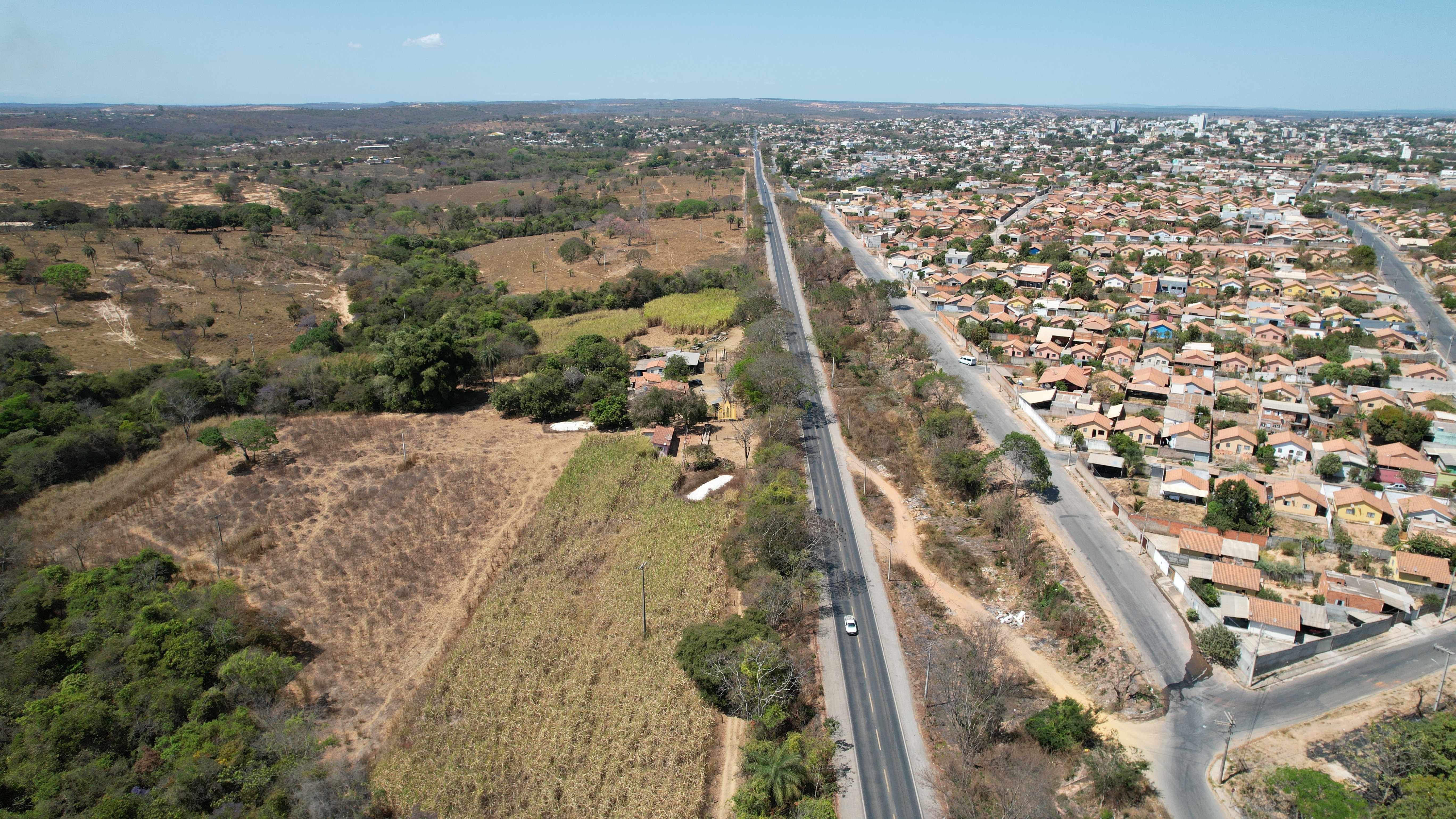 Fazenda à venda com 3 quartos, 2154800m² - Foto 24