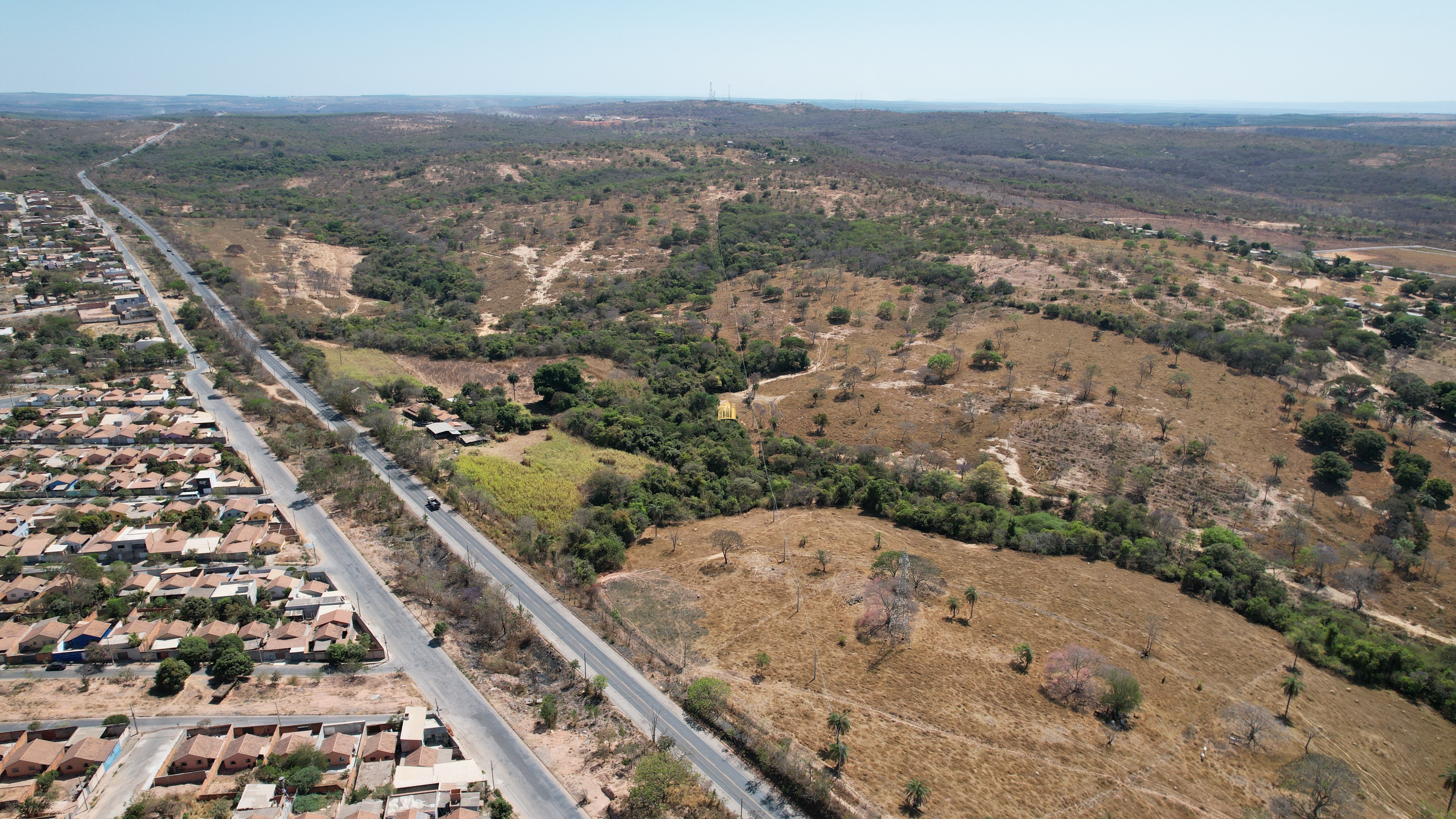 Fazenda à venda com 3 quartos, 2154800m² - Foto 32