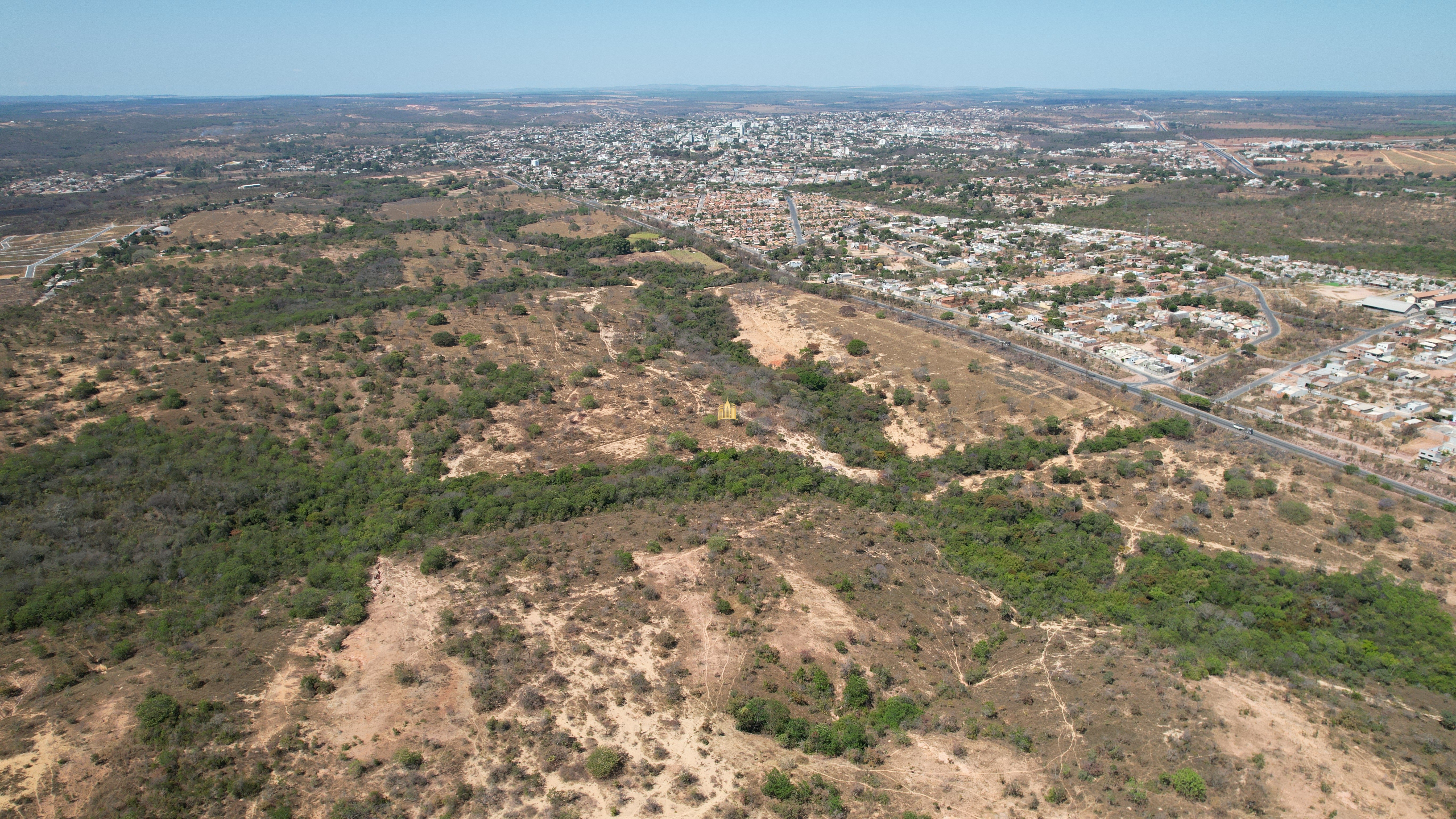 Fazenda à venda com 3 quartos, 2154800m² - Foto 4