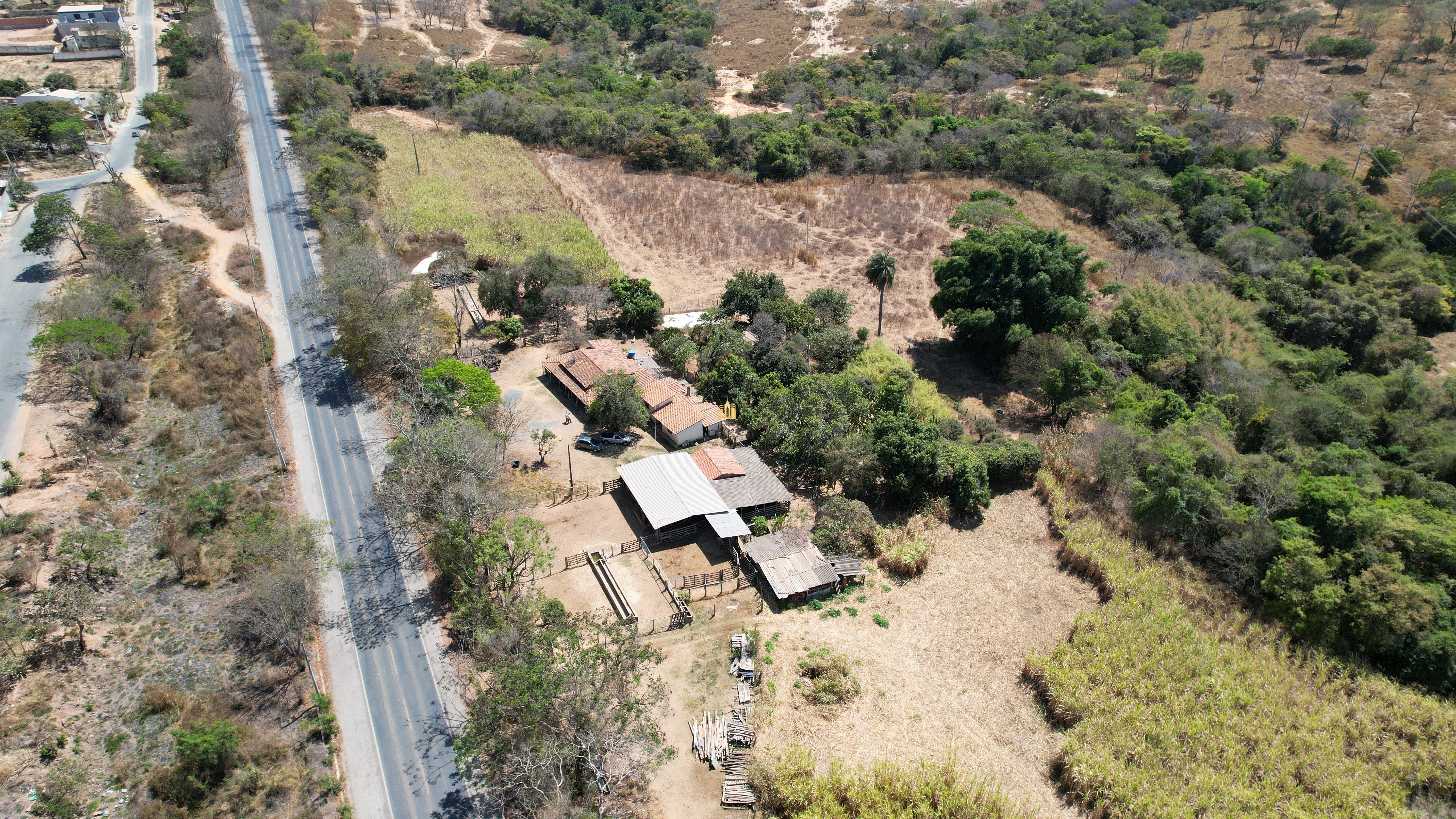 Fazenda à venda com 3 quartos, 2154800m² - Foto 28