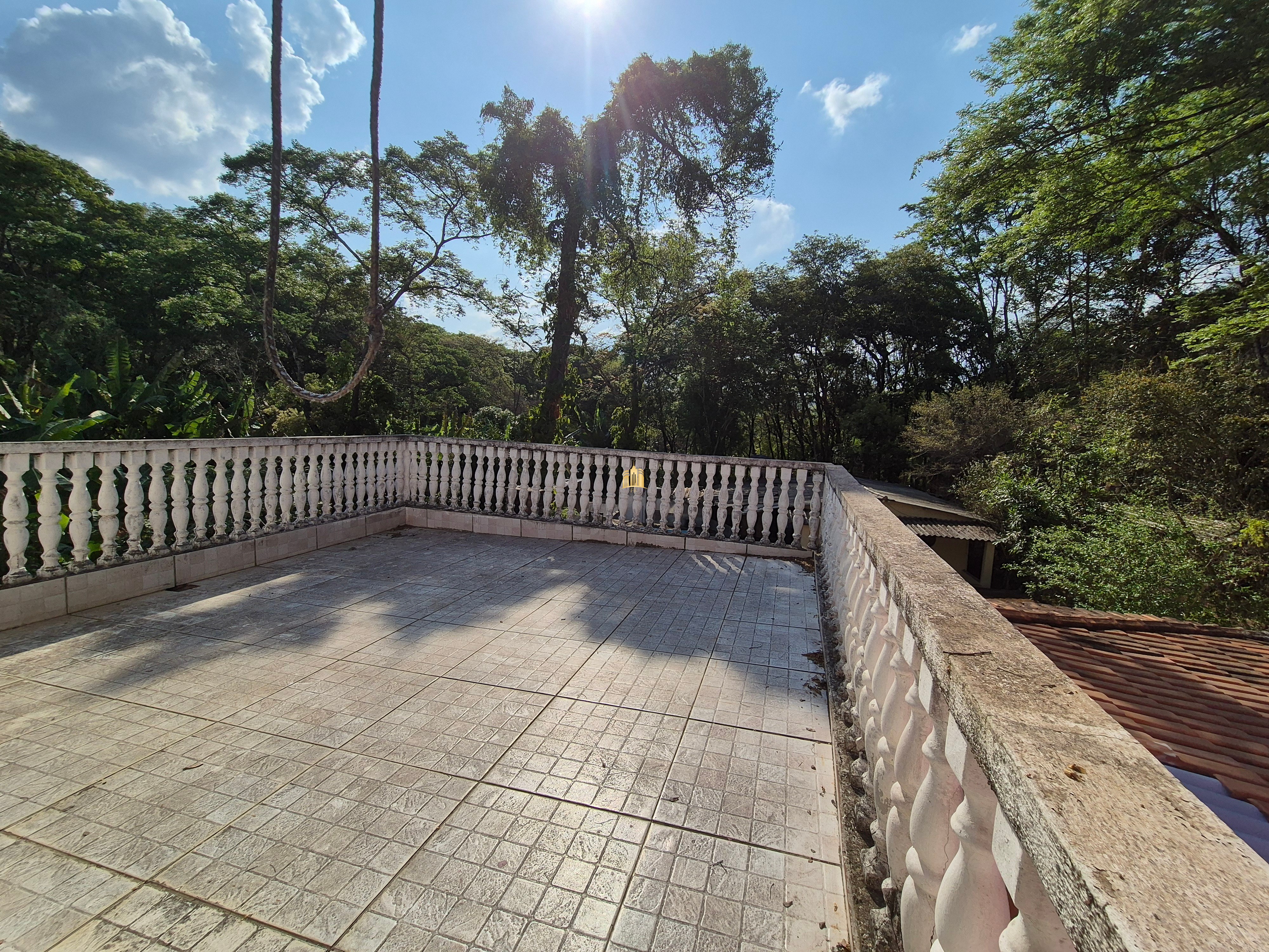 Sítio, 6 quartos, 1696 m² - Foto 4