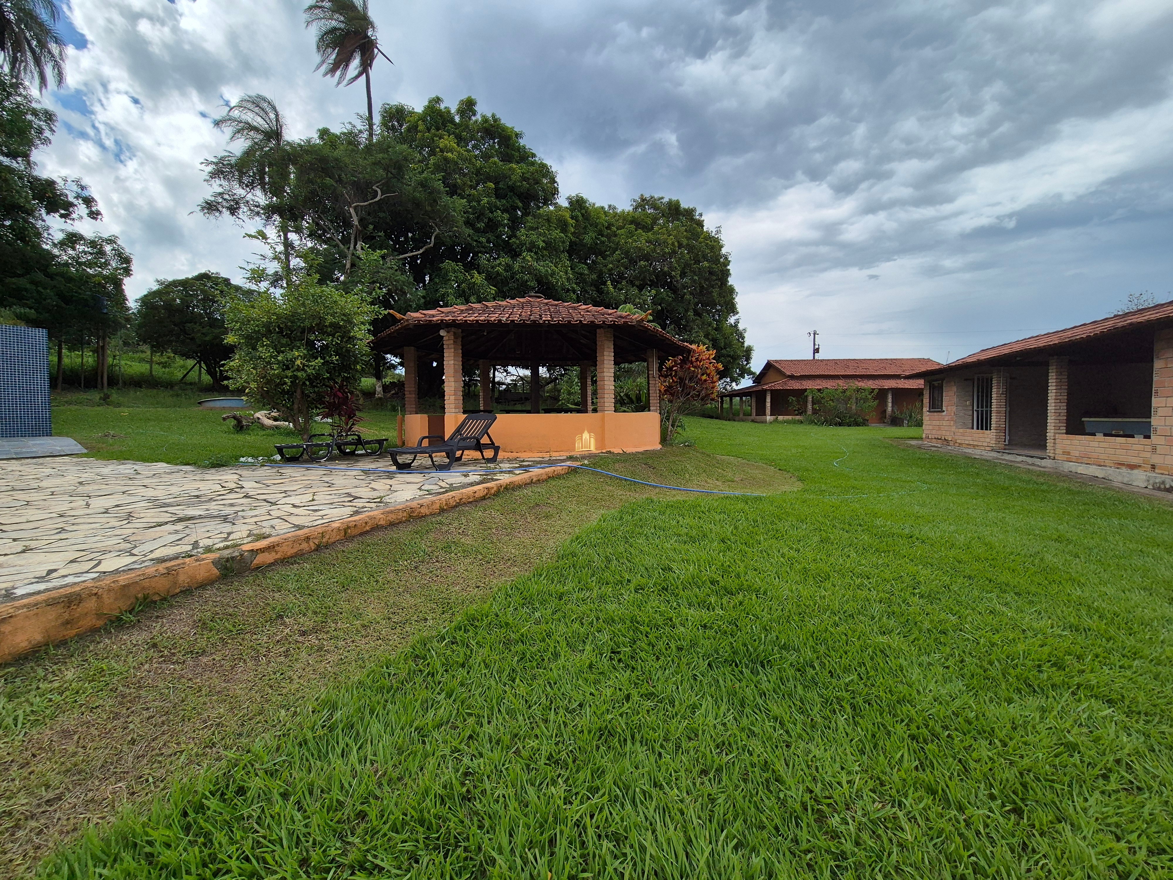 Fazenda à venda com 8 quartos, 90000m² - Foto 32