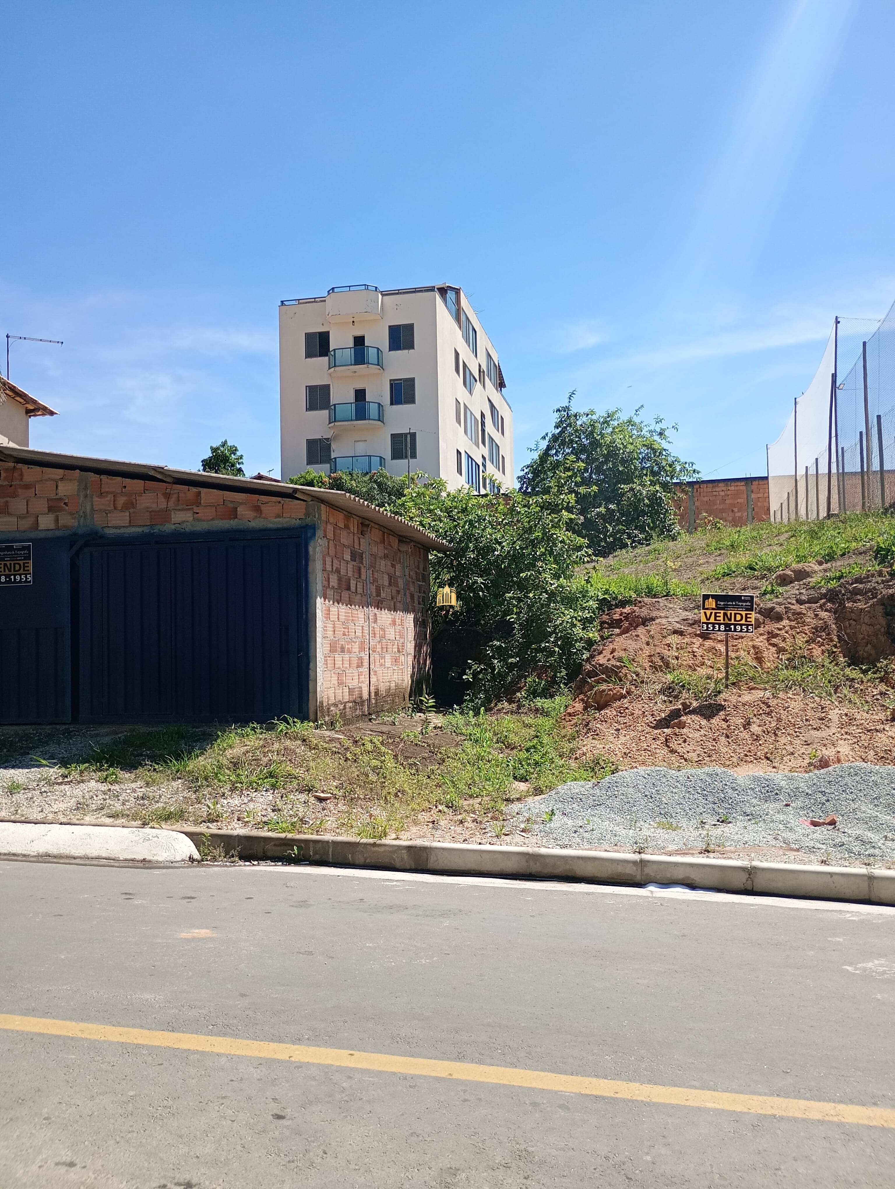 Terreno à venda, 600m² - Foto 1