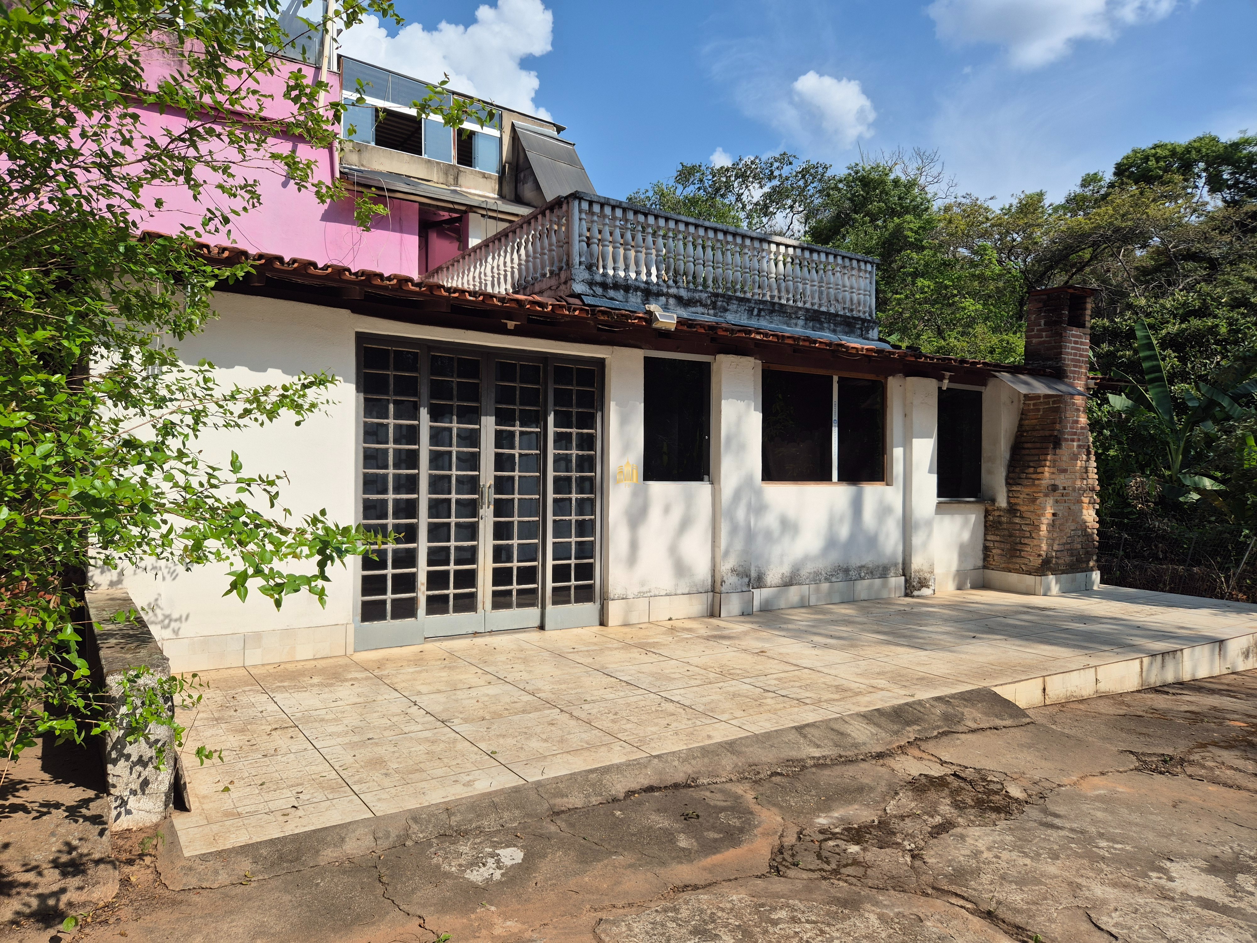 Sítio, 6 quartos, 1696 m² - Foto 1