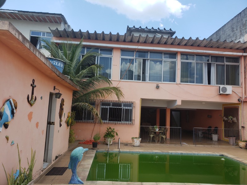 Casa à venda com 4 quartos, 360m² - Foto 23