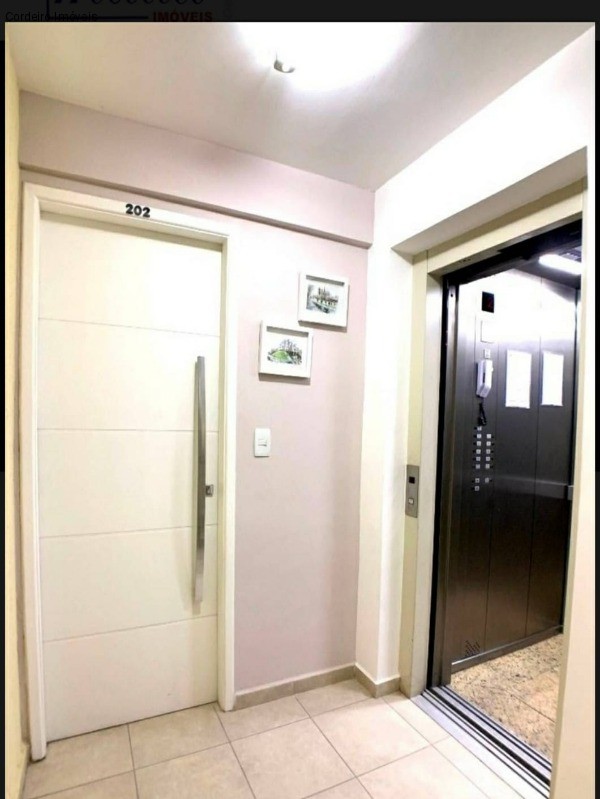 Apartamento à venda com 2 quartos, 88m² - Foto 4