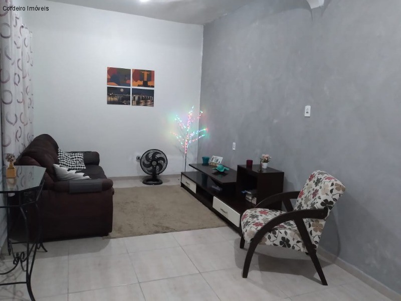 Casa à venda com 3 quartos - Foto 4