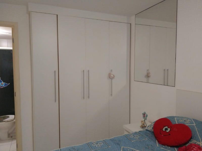 Apartamento à venda com 2 quartos, 76m² - Foto 4