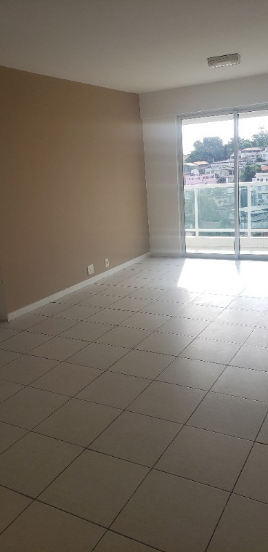 Apartamento à venda com 3 quartos, 85m² - Foto 6