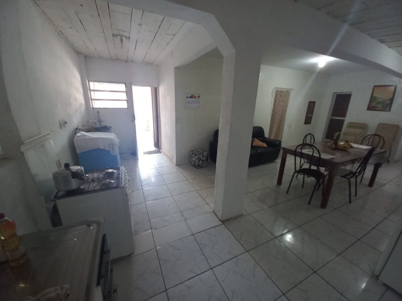 Casa à venda com 2 quartos, 300m² - Foto 13