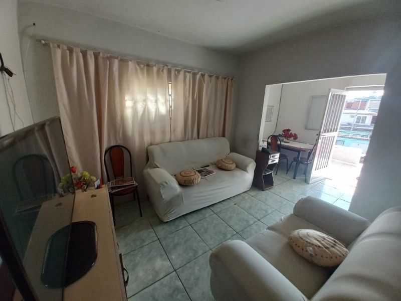 Casa à venda com 2 quartos, 400m² - Foto 6