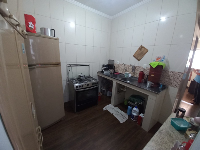 Casa para alugar com 2 quartos, 60m² - Foto 2