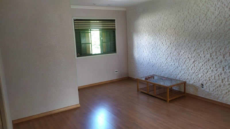 Apartamento à venda com 3 quartos, 91m² - Foto 1