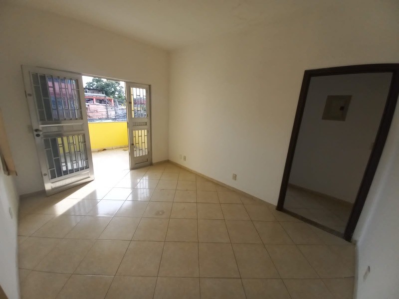 Casa à venda com 2 quartos, 177m² - Foto 8