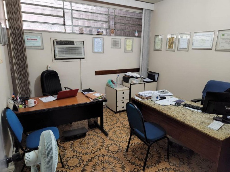 Prédio Inteiro à venda e aluguel com 3 quartos, 220m² - Foto 3