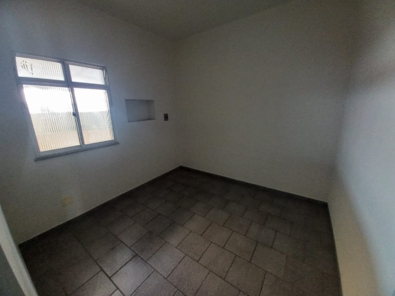 Casa para alugar com 2 quartos, 70m² - Foto 10