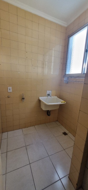 Apartamento à venda com 2 quartos, 68m² - Foto 9