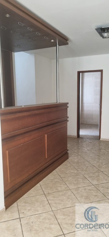 Apartamento à venda com 3 quartos, 160m² - Foto 4