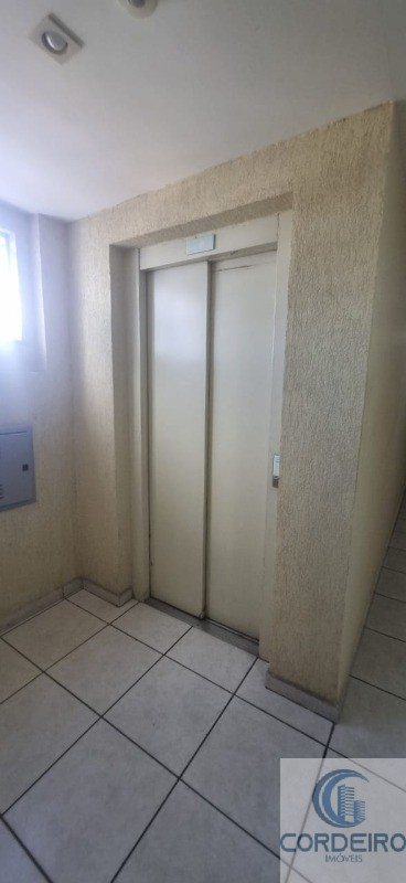 Apartamento à venda com 2 quartos, 64m² - Foto 7