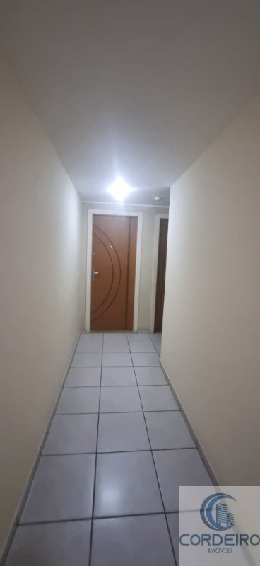 Apartamento à venda com 2 quartos, 64m² - Foto 9