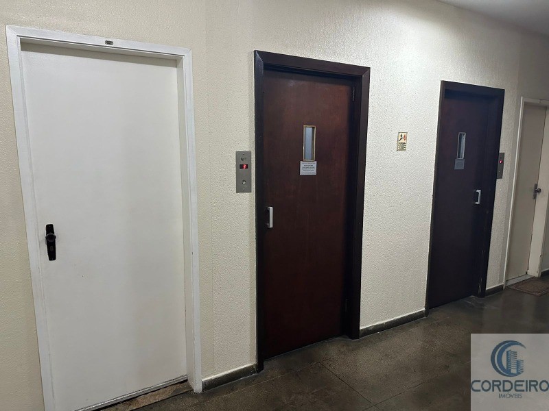 Apartamento para alugar com 3 quartos, 80m² - Foto 10