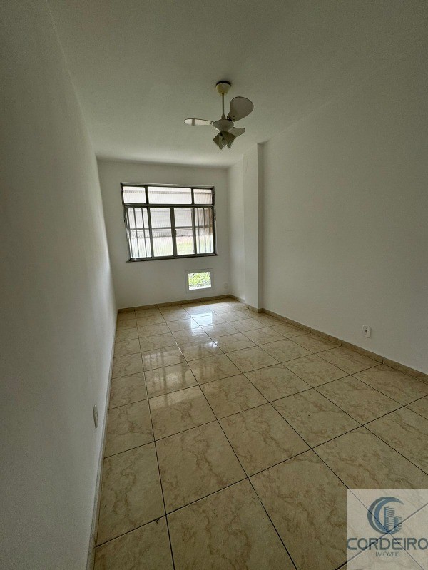 Apartamento para alugar com 2 quartos, 117m² - Foto 2