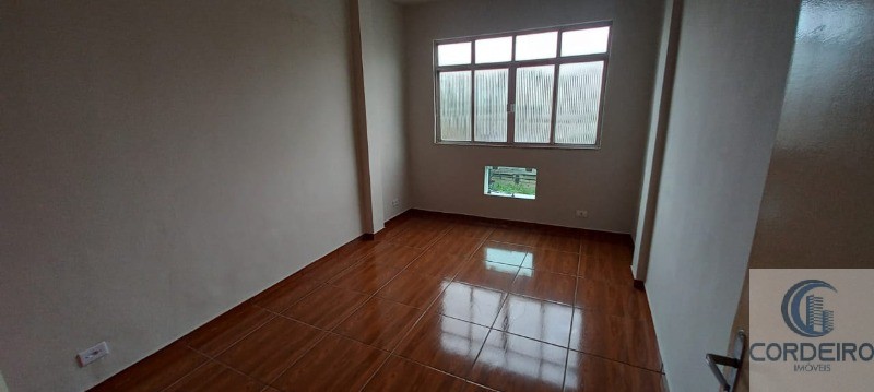 Apartamento para alugar com 2 quartos, 60m² - Foto 2