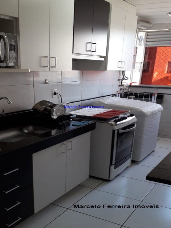 Apartamento à venda com 2 quartos, 48m² - Foto 2