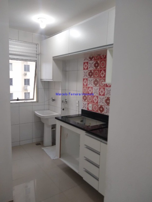 Apartamento à venda com 2 quartos, 46m² - Foto 2