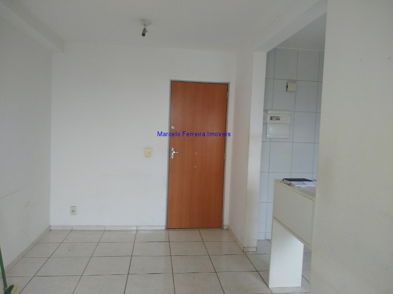 Apartamento à venda com 2 quartos, 46m² - Foto 3