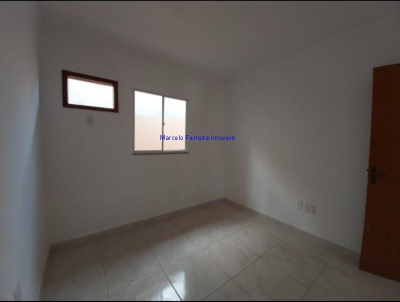 Casa à venda com 2 quartos, 66m² - Foto 10