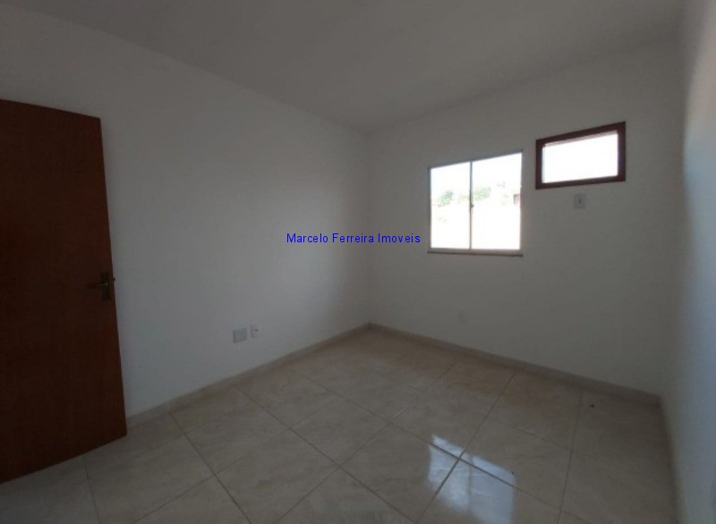 Casa à venda com 2 quartos, 66m² - Foto 11