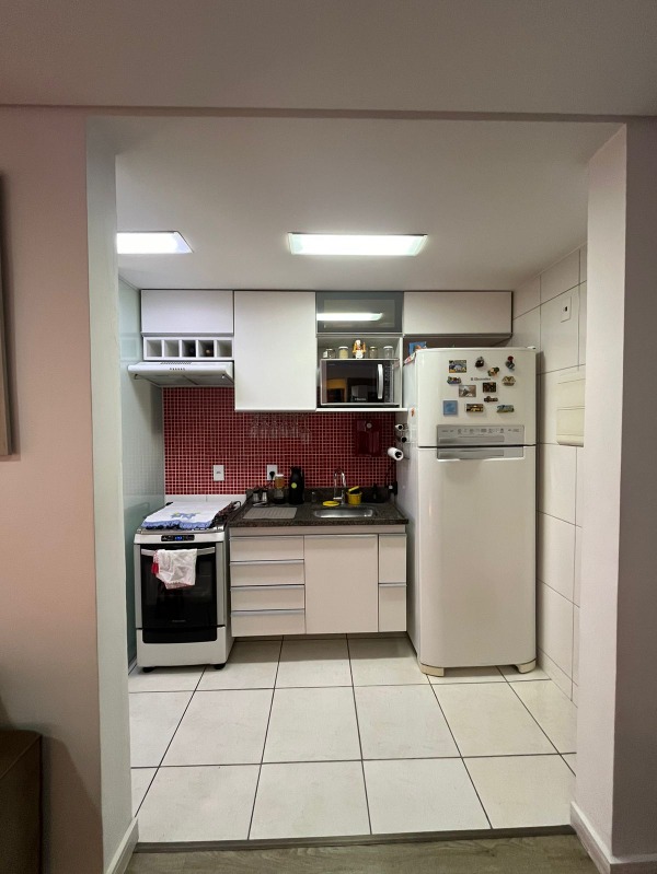 Apartamento à venda com 2 quartos, 8m² - Foto 7