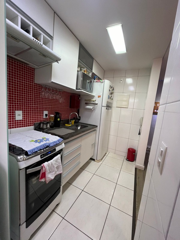 Apartamento à venda com 2 quartos, 8m² - Foto 9